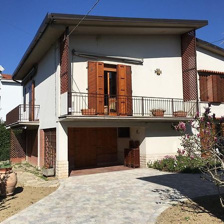 Appartement La Casa Di Nila à Pise Extérieur photo