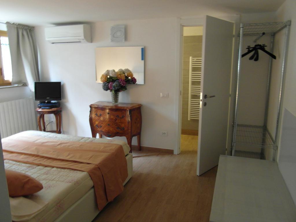 Appartement La Casa Di Nila à Pise Extérieur photo