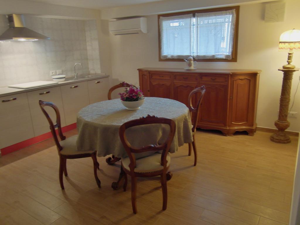 Appartement La Casa Di Nila à Pise Extérieur photo