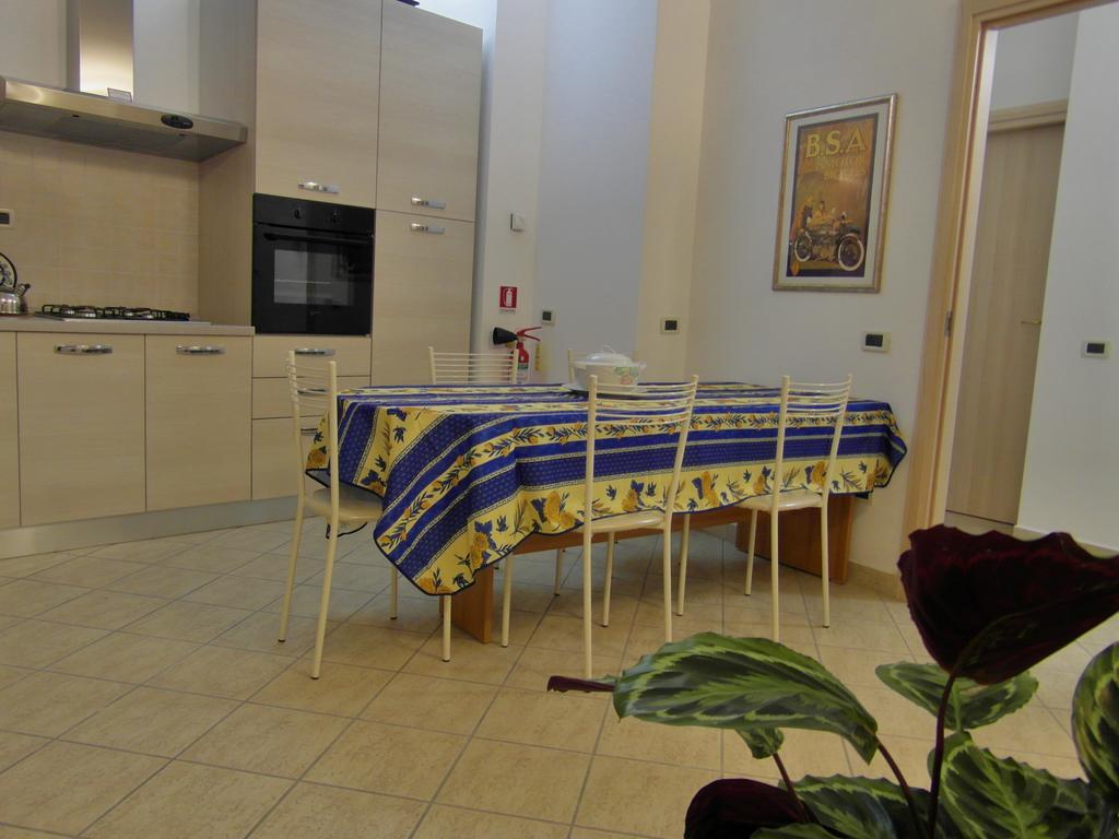 Appartement La Casa Di Nila à Pise Extérieur photo