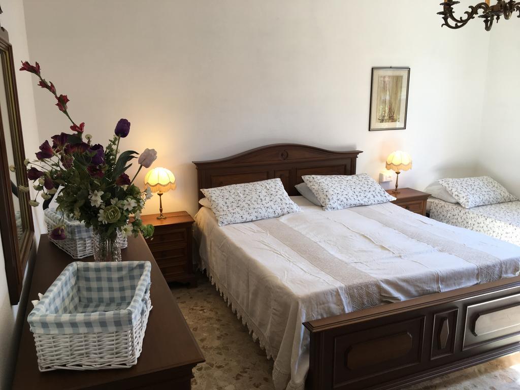 Appartement La Casa Di Nila à Pise Extérieur photo